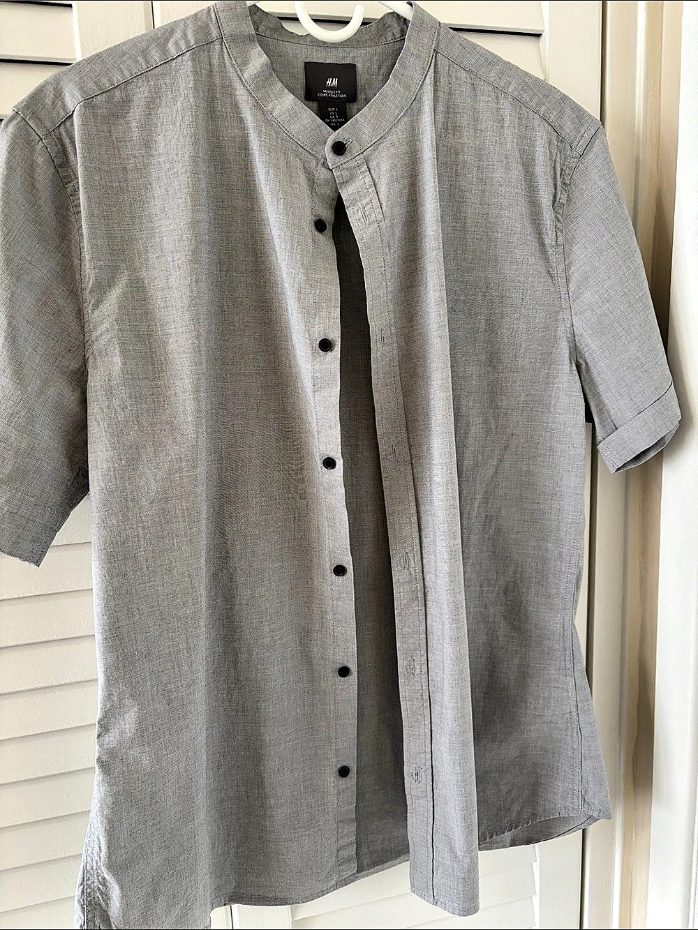 H&M Muscle Fit Coupe Athletique Gray Men's Shirt Size Large Like New